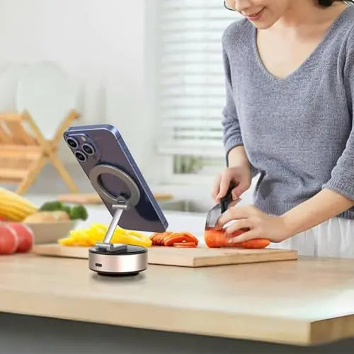 ROGER Intelligent Suction & Magnetic Car Phone Holder (With 360° 3D Rotation)